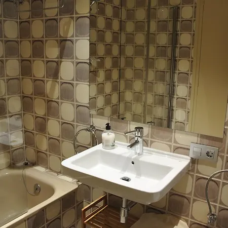 Apartament El Miracle Cardona Buitenkant foto